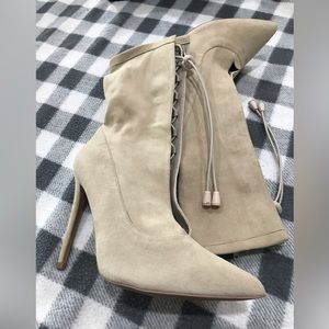 Steve Madden Shanti Suede Leather Upper Tan Pointy Lace Up Bootie Heel